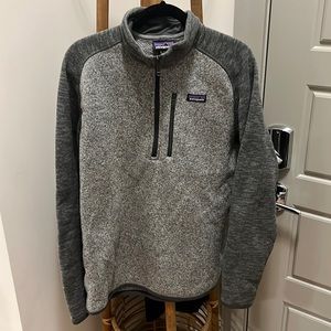 Patagonia Men’s half-zip! Size Large, great condition!